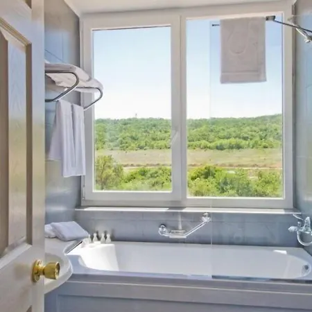 South Pearl Apartament Sozopol